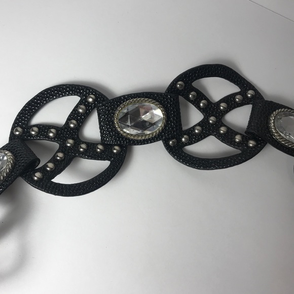 Sondra Roberts white shoulder clutch - Picture 3 of 6